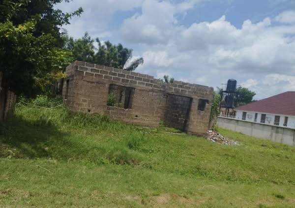 Additional view of Uncompleted 4 Bedroom Flat in Makurdi