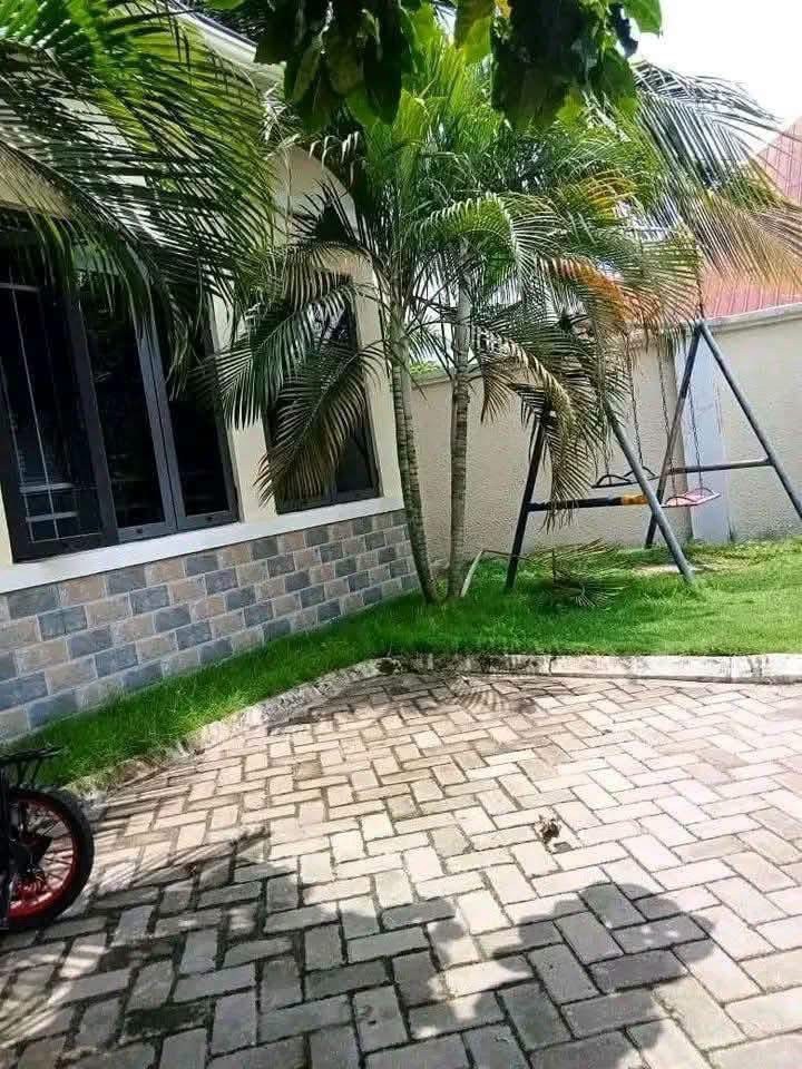 Additional view of Standard Modern 4 Bedroom Flat with BQ