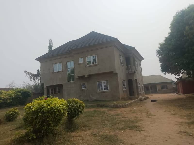 Semi-Virgin Duplex for rent in Kanshio, Makurdi, Benue