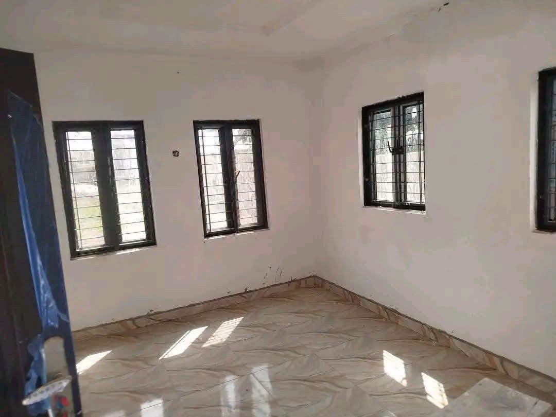 Additional view of Spacious Three Bedroom Flat with BQ