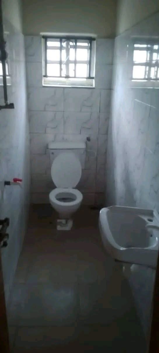 Additional view of Spacious Two-Bedroom Flat for Rent