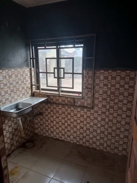 Additional view of Clean One-Bedroom Flat for Rent
