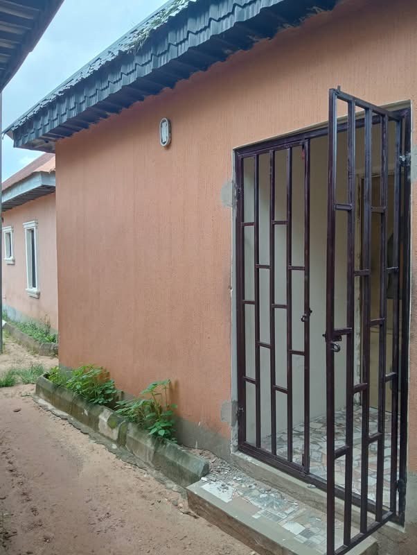 Self Contained Apartment for Rent for rent in Modern Market Gate, Makurdi, Benue