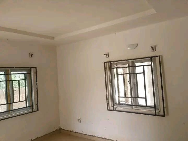 Spacious 1-Bedroom Apartment for Rent for rent in Adeke Mobile Barracks Road, Makurdi, Benue