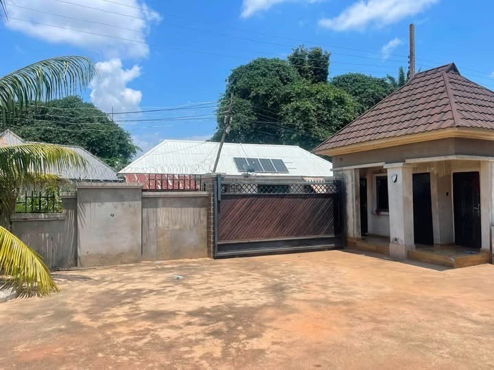 Additional view of Standard 3 Bedroom Flat with Security House
