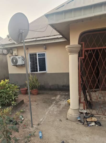 Additional view of 2 Bedroom Flat with Detached Self-Contain