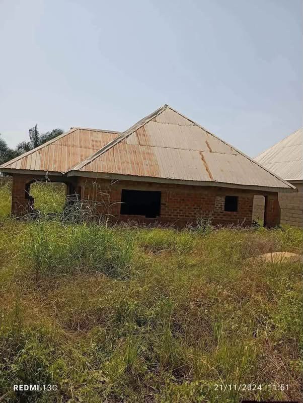 Uncompleted 3 Bedroom Flat for sale in Achusa, Makurdi, Benue