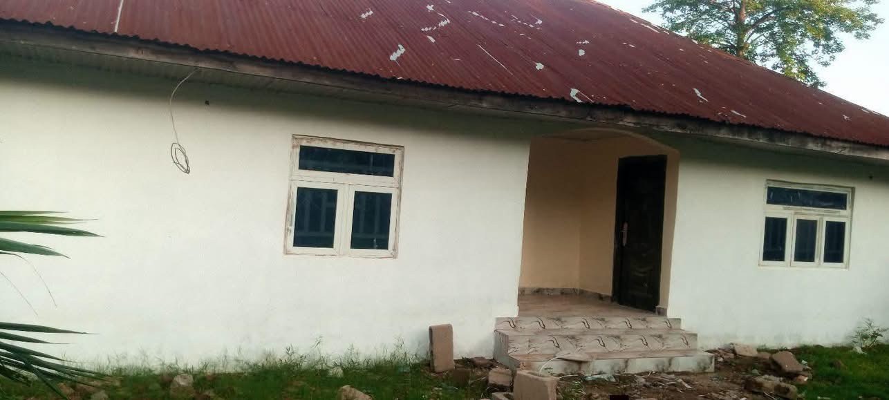 Three Bedroom Fenced Flat for rent in George Akume Way, Makurdi, Benue