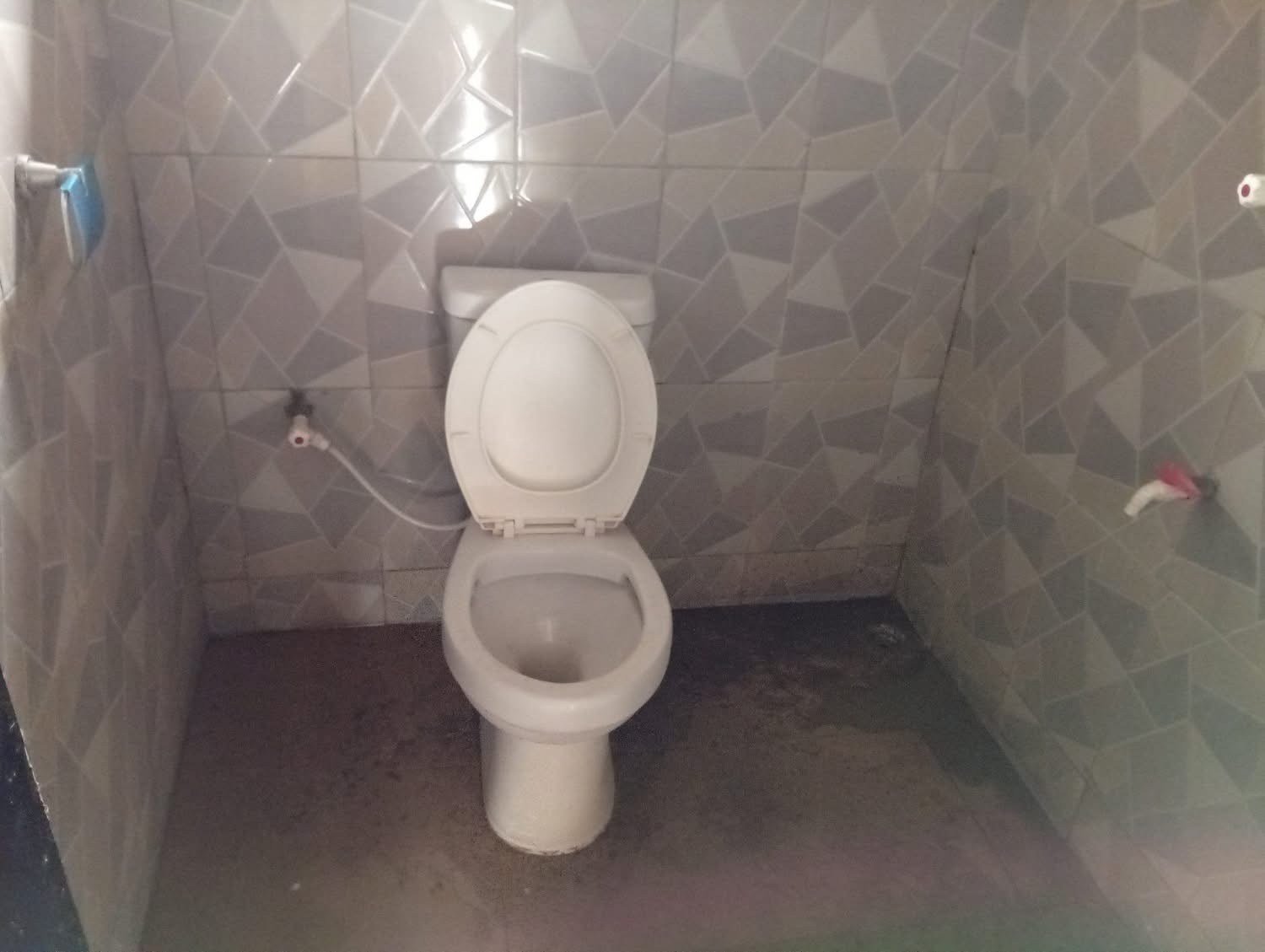 Additional view of One Bedroom and Parlour for Rent