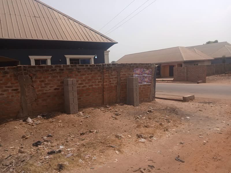 Additional view of House with Shops Along Kua Road Makurdi