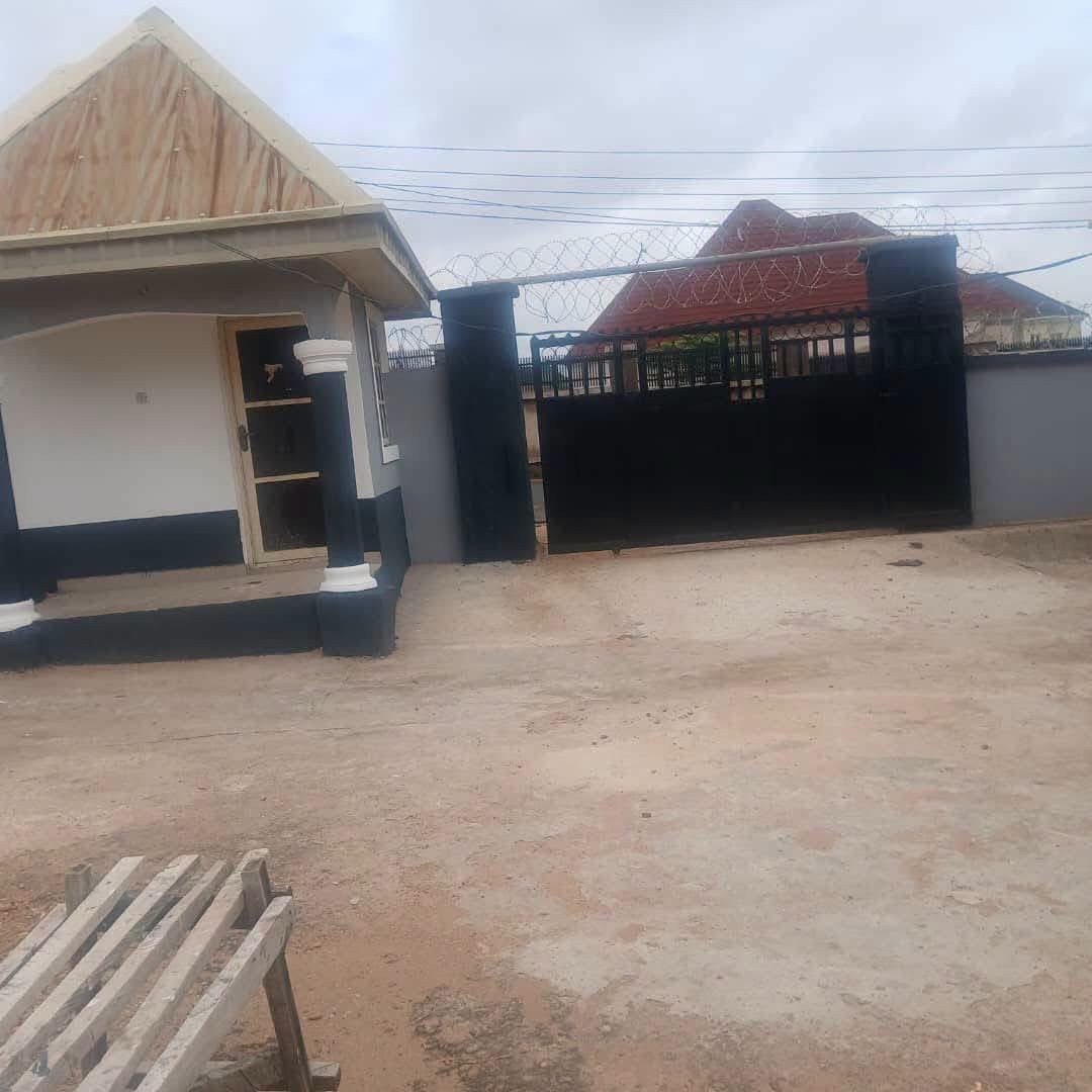 Additional view of Mini Estate with Flats for Sale