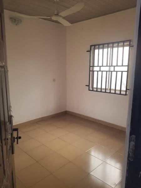 Additional view of Spacious 1 Bedroom Flat for Rent