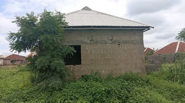 Additional view of Solid Structure of Three Apartments for Sale