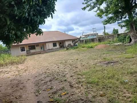 Additional view of 4 Bedroom Bungalow with Security House