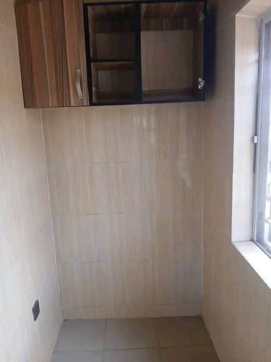 Additional view of Standard Self-Contained Room for Rent