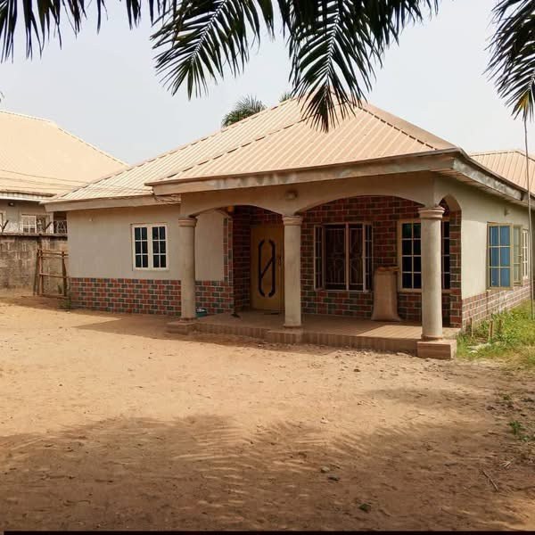 Sharp 3 Bedroom Bungalow for sale in Nyiman layout, Makurdi, Benue