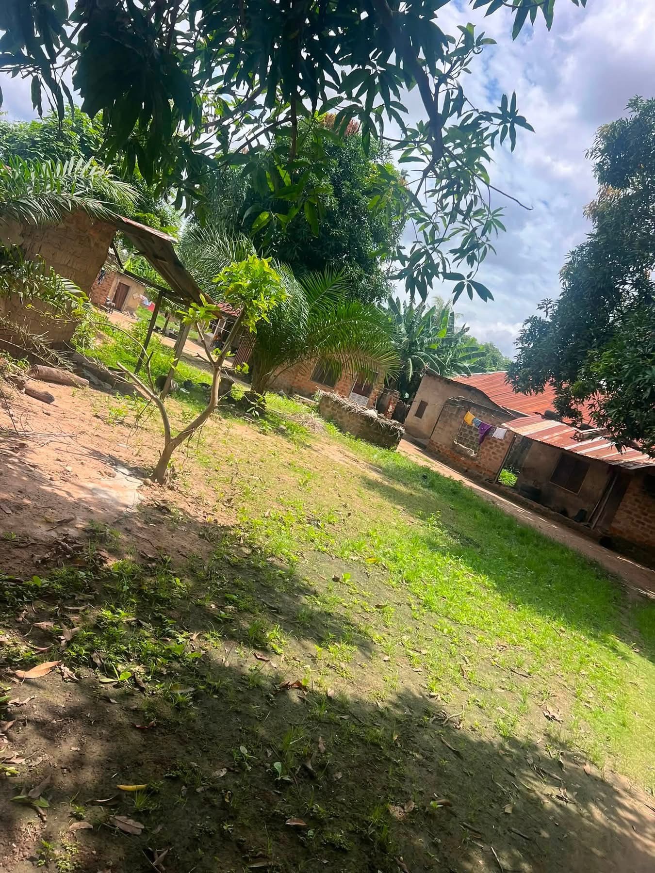 Additional view of Plot with Three Single Rooms