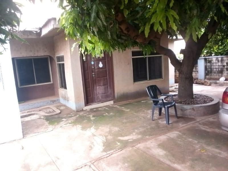 Additional view of Spacious Three Bedroom Flat for Rent