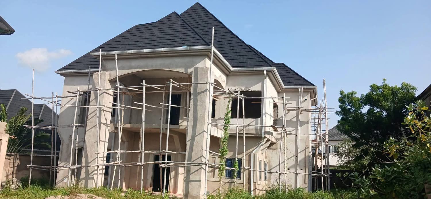 Uncompleted 5-Bedroom Duplex, CBN Quarters