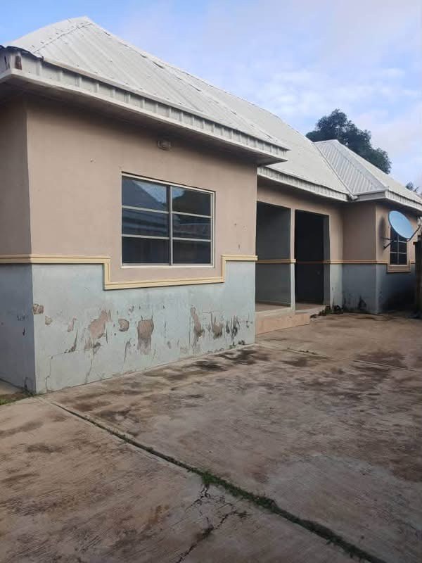 Additional view of Mini Estate with Pure Water Factory