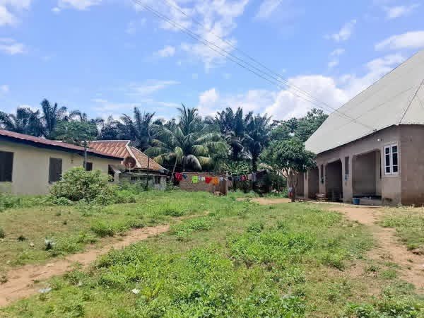 Additional view of 5 Bedroom House on 80x120 Plot