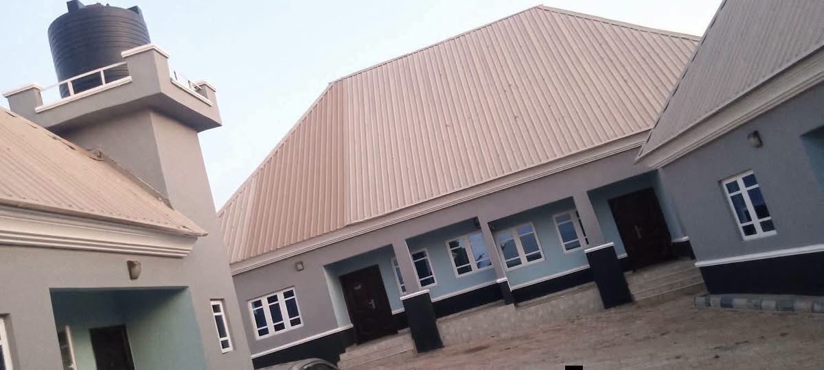 Newly Built Commercial Property for Sale for sale in Opposite BIPC factory, Makurdi, Benue