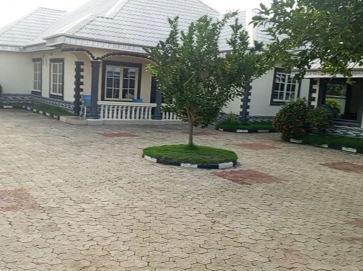 Spacious 3-Bedroom House with BQ for Sale for sale in Makurdi, Benue
