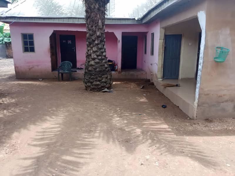 One Bedroom Parlour Apartment for Rent for rent in Akpehe Road, Makurdi, Benue