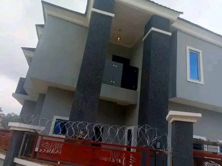 Additional view of Virgin 5 Bedroom Duplex for Lease