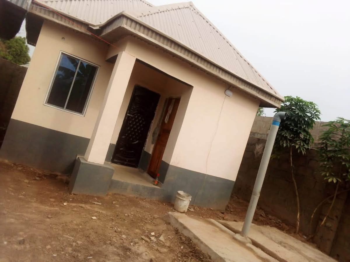 Clean One Room Self Contain for rent in Behind Modern Market, Makurdi, Benue