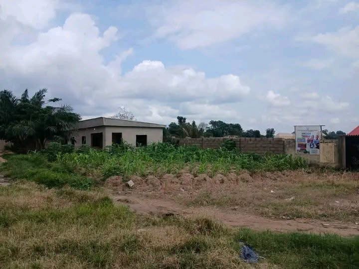 Sharp Land for Sale in Makurdi for sale in Tse Shigh, Makurdi, Benue