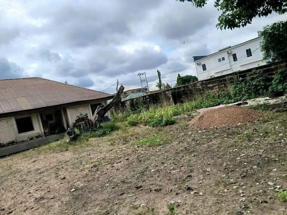 Additional view of 4 Bedroom Bungalow with Security House
