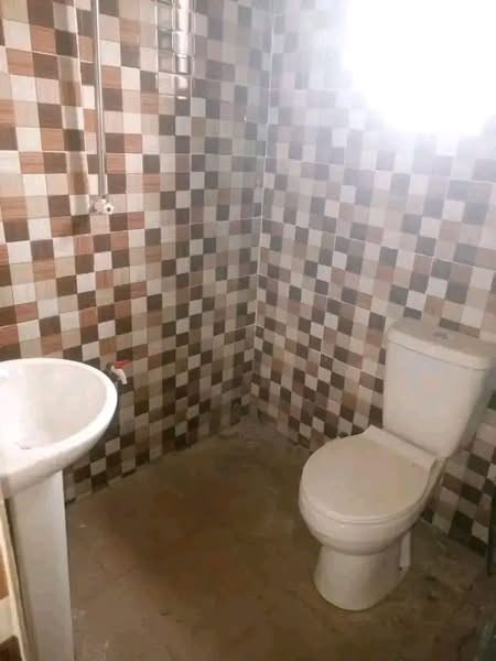 Additional view of Spacious Single Room Self Contain