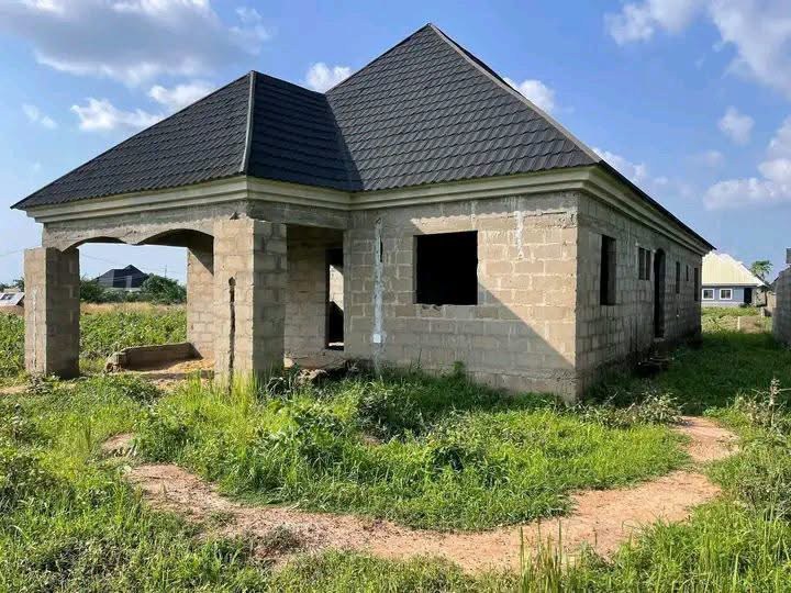 Additional view of Uncompleted 3 Bedroom Flat