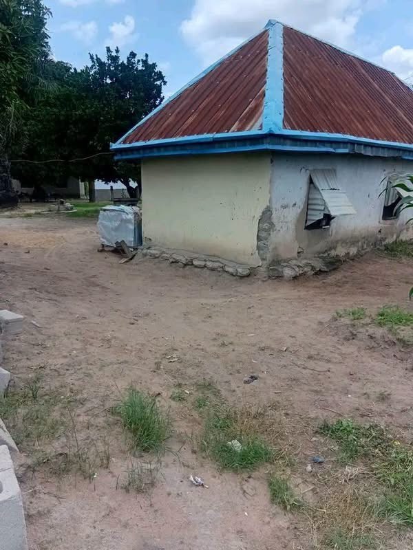 Additional view of 3 Single Rooms House for Sale