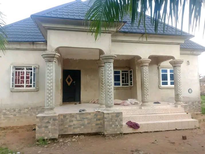 Modern 3 Bedroom Bungalow for Sale for sale in Gaadi Layout, Makurdi, Benue