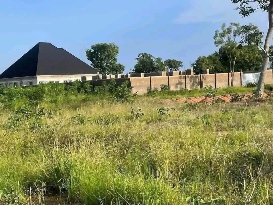 Land for Sale Behind Thomas Lavi School for sale in Yaikyor, Makurdi, Benue