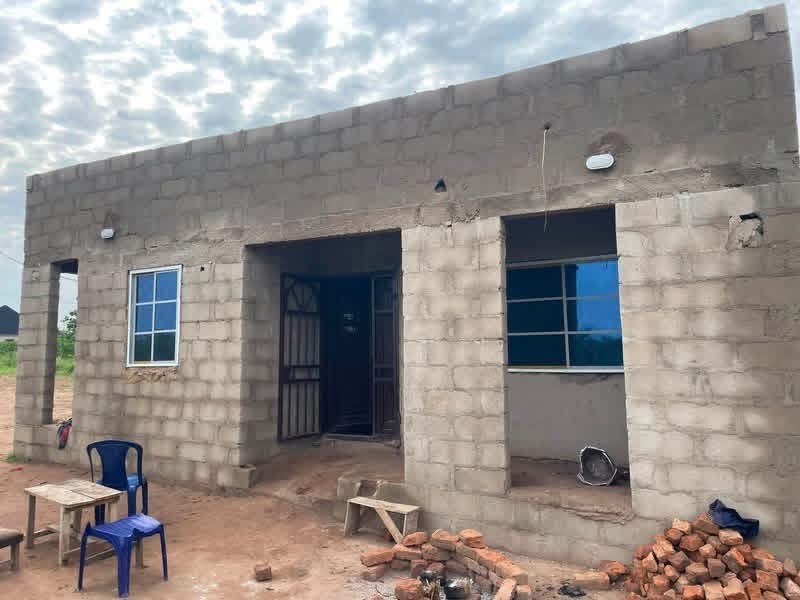2 Bedroom House for Sale Makurdi for sale in Inside Tse Poor, after St Dennis, Makurdi, Benue