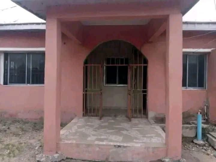 Spacious 2-Bedroom Flat for Rent for rent in NUJ, Makurdi, Benue