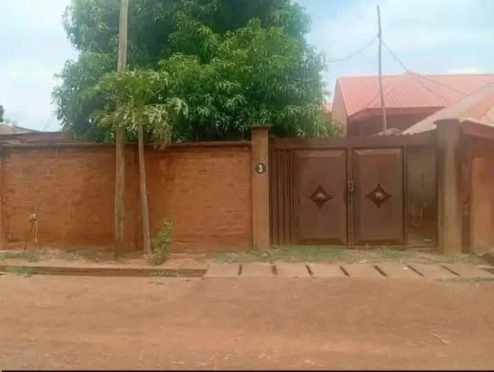 4 Bedroom Flat For Sale Makurdi for sale in Old Assembly Quarters, Makurdi, Benue
