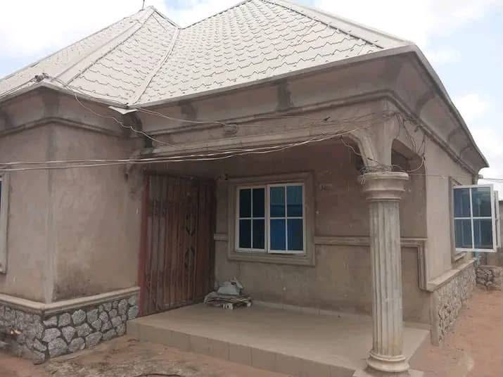 Three Bedroom Flat Apartment for rent in Barnada Quarters, Makurdi, Benue