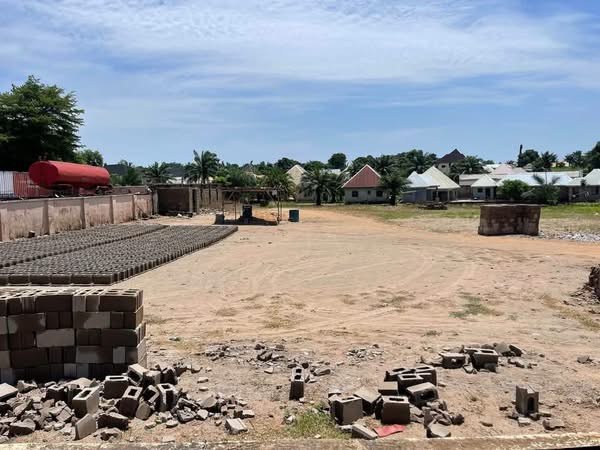 Prime Commercial Land on George Akume Way for sale in George Akume Way, Makurdi, Benue