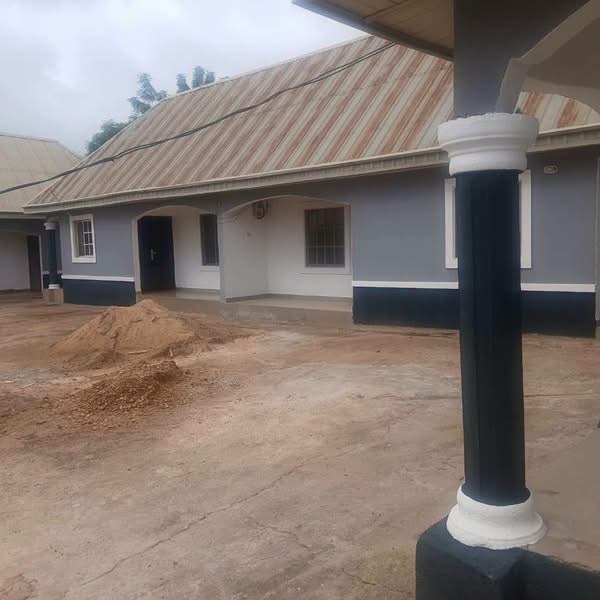 Additional view of Mini Estate with Flats for Sale