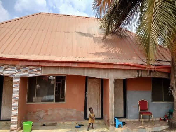 Additional view of Spacious 4-Bedroom Bungalow with Self-Contained Units
