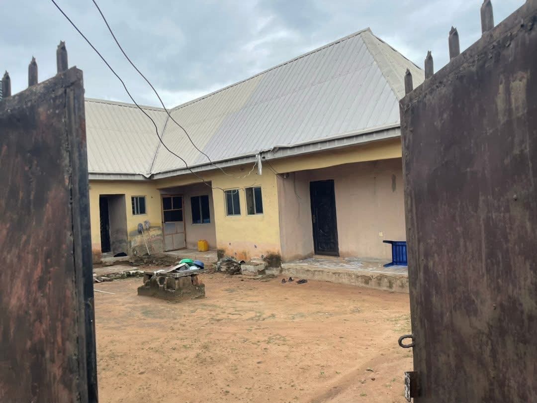 Four Units Single Room Self-Contained Apartments for sale in Nyon, Makurdi, Benue