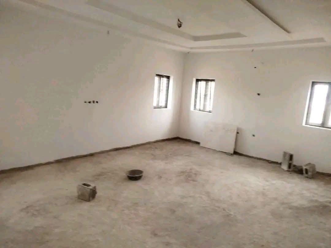 Additional view of Spacious Three Bedroom Flat with BQ