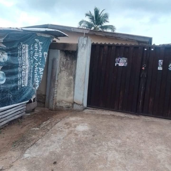 Standard 4 Bedroom Flat for Sale for sale in High Level, Makurdi, Benue