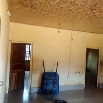 Additional view of Three Bedroom Apartment in High Level
