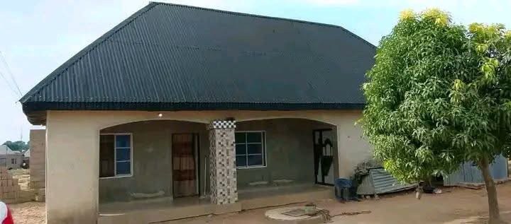 Residential Building with Apartments for sale in Behind Gboko High School, Gboko, Benue