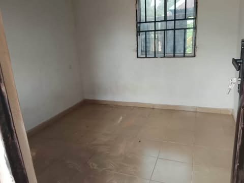 Additional view of Clean One Room Self Contain